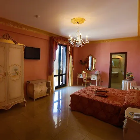 Hotel Riva Del Sole 4*